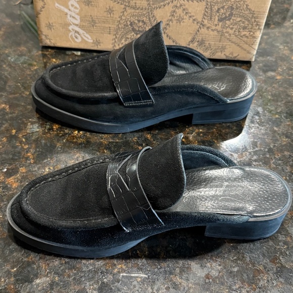 Free People Payton Suede Slip Penny Loafer Mules Women's Size 40 - Picture 5 of 7